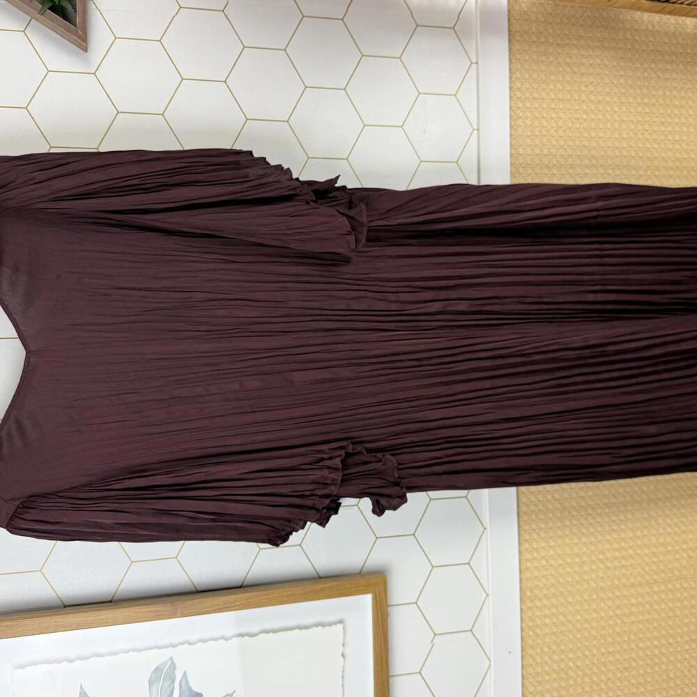 Vince Pleated V-Neck Satin Burgundy Knee Length Dress - Size - Large - Picture 4 of 7